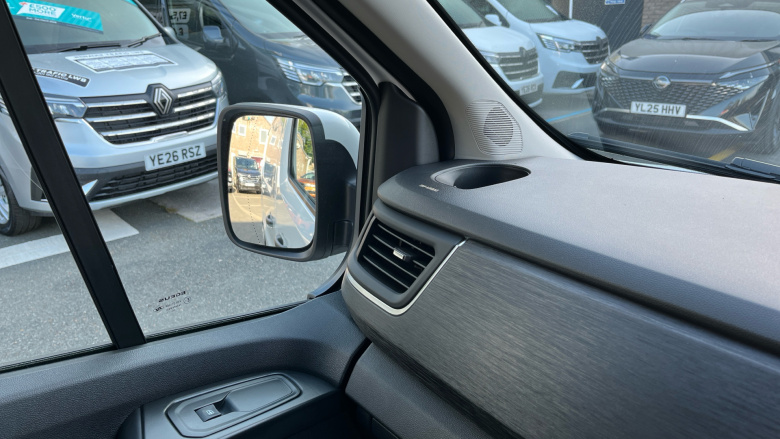 Renault Trafic Swb Diesel SL30 Blue dCi 150 Extra [Safety] Van